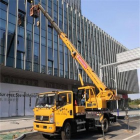 廠家現(xiàn)貨供應(yīng)曲臂液壓升降車 柴油機(jī)高空作業(yè)平臺 登高升降機(jī)