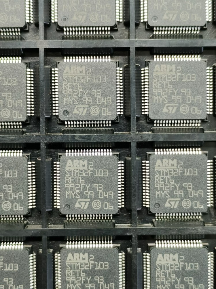 STM32F103RET6 封裝LQFP64 32位微控制器MCU單片機(jī) 全新原裝