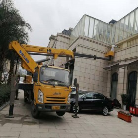 成都高空作業(yè)車租賃鑫英杰