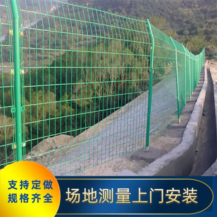 四川川豐金屬 公路護欄網(wǎng)廠家 金屬護欄網(wǎng)定制