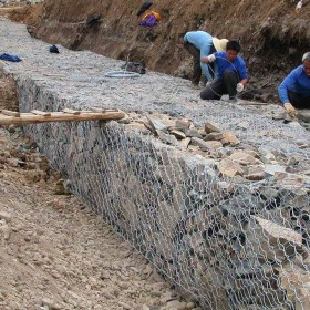 成都世旺生產廠家石籠網鋼筋網格賓石籠網鐵絲鋼絲網浸塑網片掩體電焊網抹墻鉛絲石籠