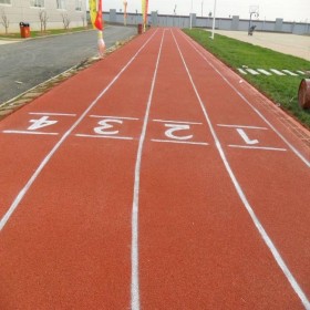 麗江市 透水混凝土街道 生態(tài)透水混凝土 露骨彩色透水地坪 材料廠家