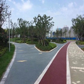 江西 商業(yè)街彩色混凝土 生態(tài)透水混凝土材料 海綿城市道路 量大送貨到工地免費技術(shù)指導(dǎo)