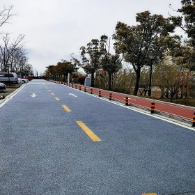 樂山市 透水混凝土道路 室外透水路面 生態(tài)透水地坪 廠家直銷 送貨到工地