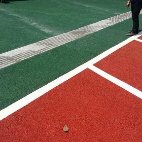 黔江區(qū) 透水混凝土步道 公園透水路面 彩色透水道路劑 現(xiàn)貨供應(yīng)